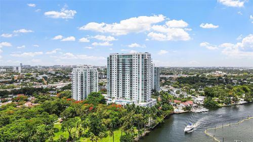 ph-01-1861 Nw South River Dr, Miami, FL, 33125-2769 | Card Image