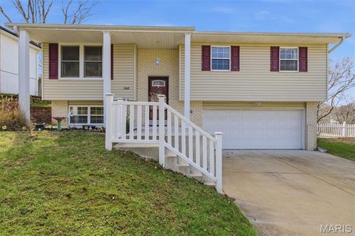 3869 Crystal Wood Dr, Arnold, MO, 63010-4164 | Card Image