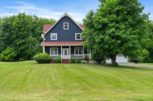 {{alt}} | Card Image