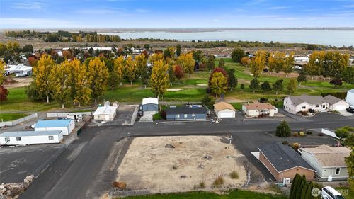 7011 Se Bellevue St, Othello, WA, 99344-9660 | Card Image