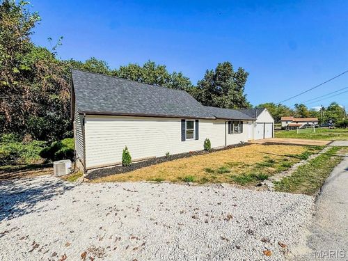 2909 Hilgert Dr, High Ridge, MO, 63049-2105 | Card Image
