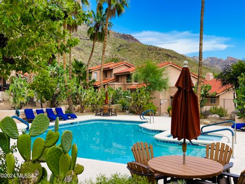 18-7601 N Calle Sin Envidia, Tucson, AZ, 85718-1271 | Card Image