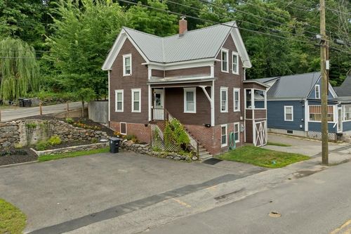 114 W Bow St, Franklin, NH, 03235-1254 | Card Image