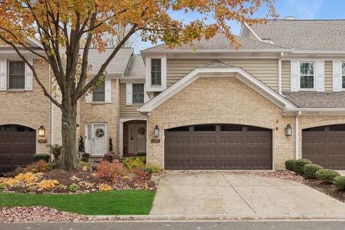 11152 Indian Woods Dr, Indian Head Park, IL, 60525-4982 | Card Image