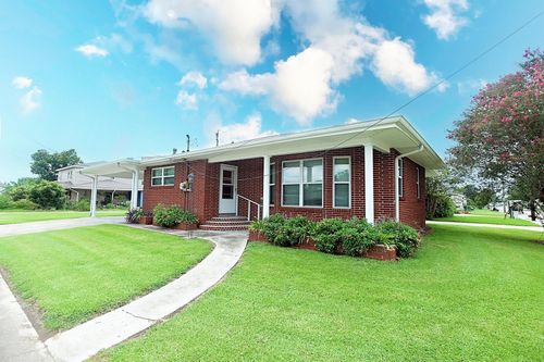 1402 Virginia St, Houma, LA, 70363-4862 | Card Image