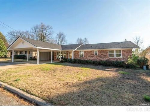 111 Camellia St, Hot Springs, AR, 71913-3047 | Card Image
