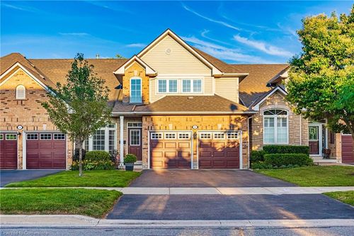 11-4360 Millcroft Park Dr, Burlington, ON, L7M4T7 | Card Image
