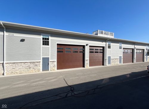 39-17725 Motor District Cir, Westfield, IN, 46074-6215 | Card Image