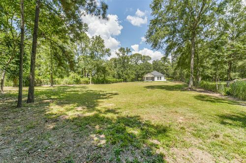 14542 Old Humble Pipeline Rd, Conroe, TX, 77302-4424 | Card Image