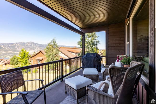 1658 E Viewside Cir, Townhouse with 3 bedrooms, 3 bathrooms and 2 parking in Hideout UT | Image 32