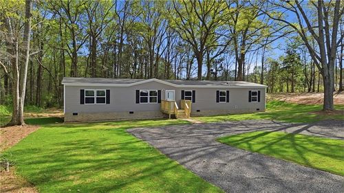 92 Holliday Rd, Lagrange, GA, 30240-9526 | Card Image