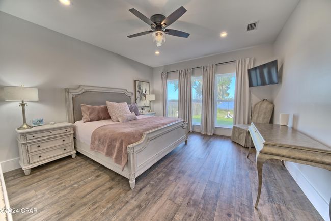 700 E 2 Nd St, House other with 4 bedrooms, 4 bathrooms and null parking in Lynn Haven FL | Image 33