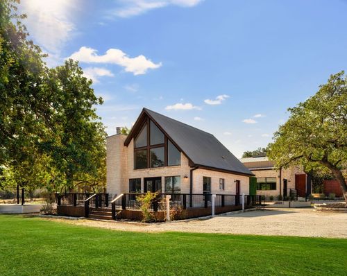 25711 Hamilton Pool Rd, Round Mountain, TX, 78663-8407 | Card Image