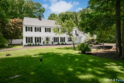 4A Maplecrest Dr, Danbury, CT, 06811-4266 | Card Image