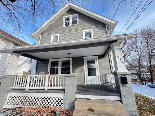 1239 Pondview Ave, Akron, OH, 44305-3340 | Card Image