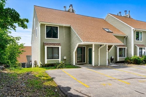 33-45 Lakeside Ave, Marlborough, MA, 01752-4547 | Card Image