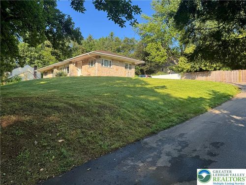 2811 Hamilton Blvd, Allentown, PA, 18104-6115 | Card Image