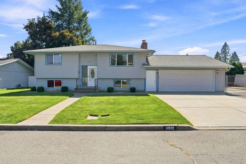 11912 E 25th Ave, Spokane Valley, WA, 99206-5728 | Card Image