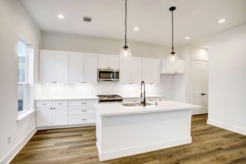 1220 Mcneil St, Houston, TX, 77009-6935 | Card Image