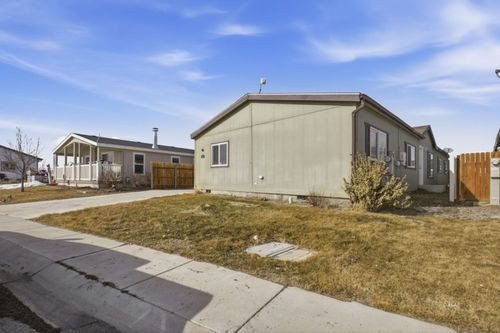 2214 Larkspur Street, Elko, NV, 89801 | Card Image