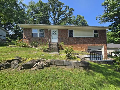1486 Dandelion Cir, Morristown, TN, 37814-1706 | Card Image