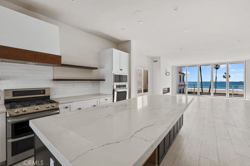 201-1116 Pch, Huntington Beach, CA, 92648 | Card Image