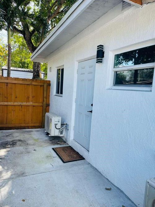 0-230 Nw 127th St, North Miami, FL, 33168-3644 | Card Image