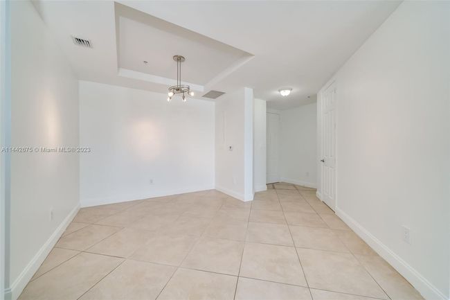 APT-305 - 2633 Ne 14 Th Ave, Condo with 2 bedrooms, 2 bathrooms and null parking in Wilton Manors FL | Image 32