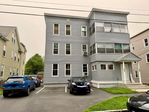 162 Narragansett Blvd, Chicopee, MA, 01013-2013 | Card Image