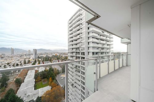 2709-13768 100 Ave, Surrey, BC, V3T0V2 | Card Image