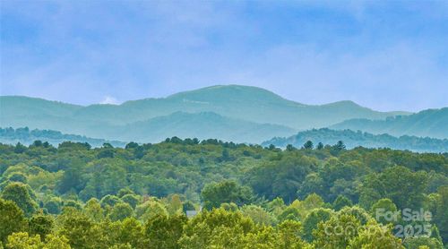 158-565 Walnut Valley Pkwy, Arden, NC, 28704-9111 | Card Image
