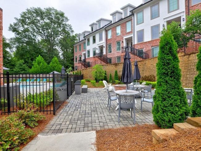 155 Devore Rd, Condo with 2 bedrooms, 1 bathrooms and 1 parking in Alpharetta GA | Image 50