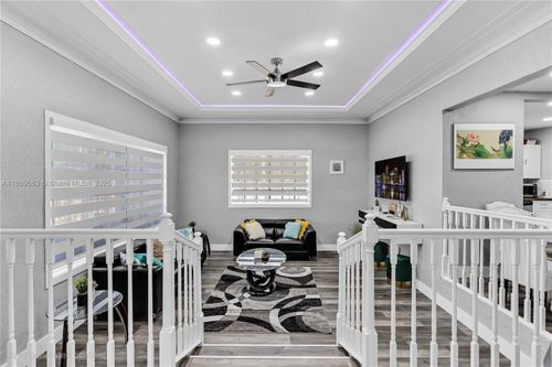 13895 Ne 11th Ave, North Miami, FL, 33161-3331 | Card Image