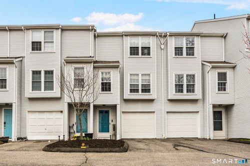 unit-9-64 Deerwood Ln, Waterbury, CT, 06704-1662 | Card Image