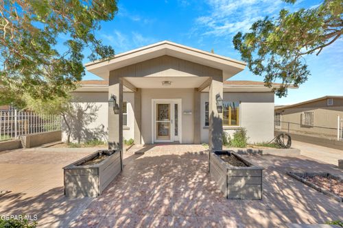 3411 Leavell Ave, El Paso, TX, 79904-4517 | Card Image