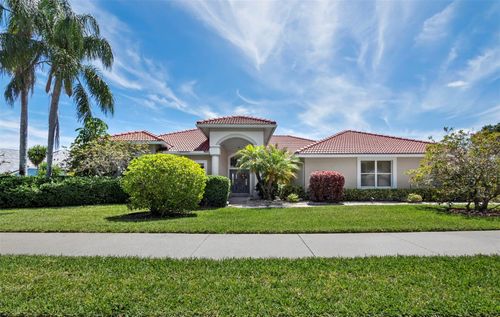 8615 Woodbriar Dr, SARASOTA, FL, 34238-5658 | Card Image