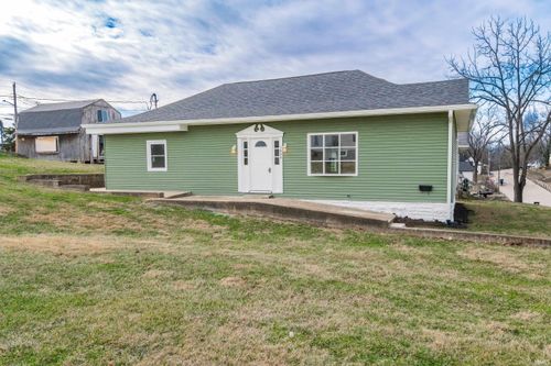 1824 14th St, Bedford, IN, 47421-3637 | Card Image