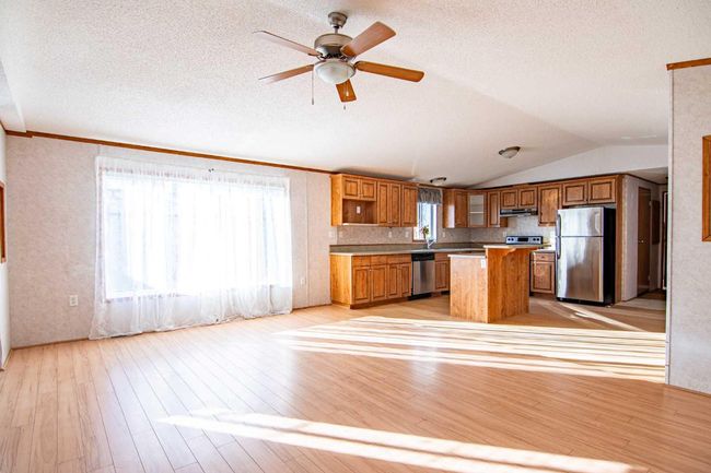 544 Queen Street, House other with 4 bedrooms, 2 bathrooms and 2 parking in Elnora AB | Image 10