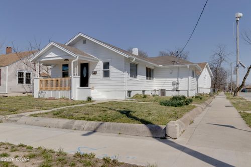 2031 Murphy Ave, Joplin, MO, 64804-1758 | Card Image