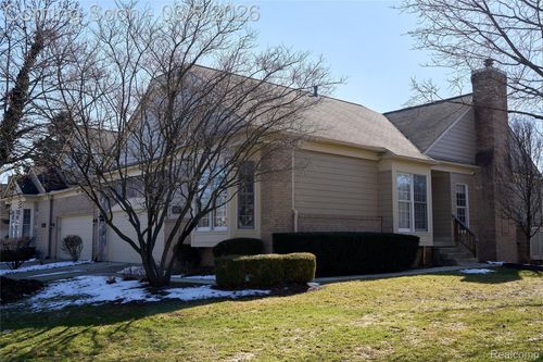 39615 Muirfield Ln, Northville, MI, 48168-3482 | Card Image