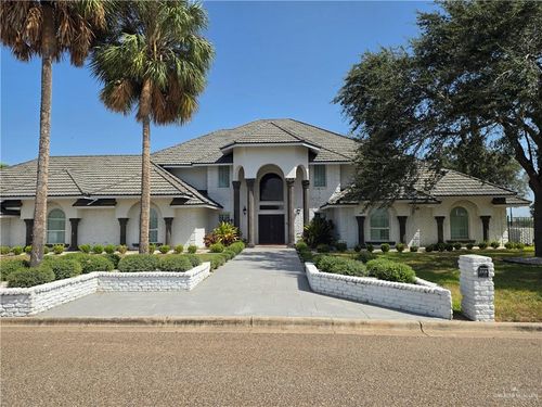 1210 Hacienda Del Sol, Weslaco, TX, 78596-8541 | Card Image