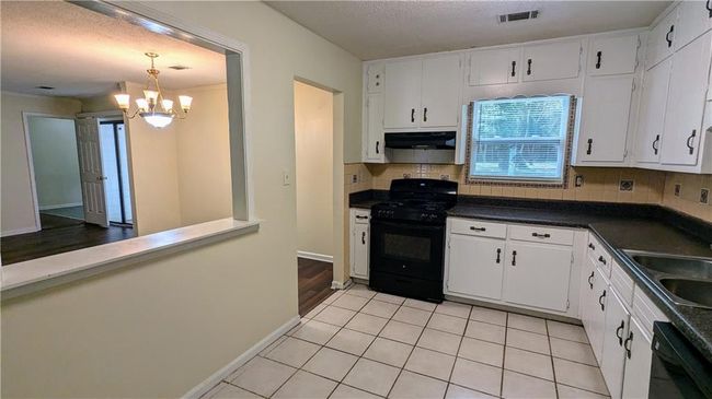 5177 Mccarter Sta, House other with 3 bedrooms, 2 bathrooms and null parking in Stone Mountain GA | Image 9