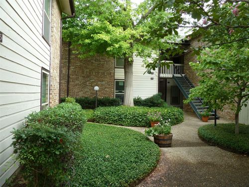 104-7107 Holly Hill Dr, Dallas, TX, 75231-5214 | Card Image