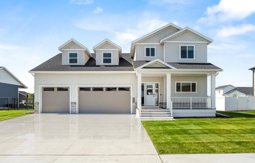 7469 Claire Dr S, Fargo, ND, 58104-7376 | Card Image