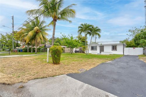 6044 Sw 37th St, Miramar, FL, 33023-5137 | Card Image