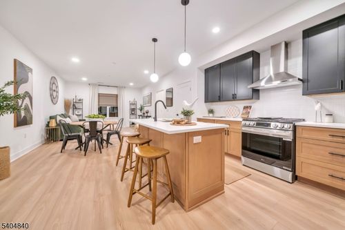 207-20 Encampment Ct, Towaco, NJ, 07082-0020 | Card Image