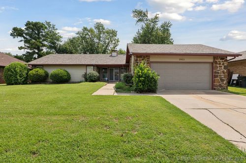 3923 S 122nd East Ave, Tulsa, OK, 74146-3319 | Card Image