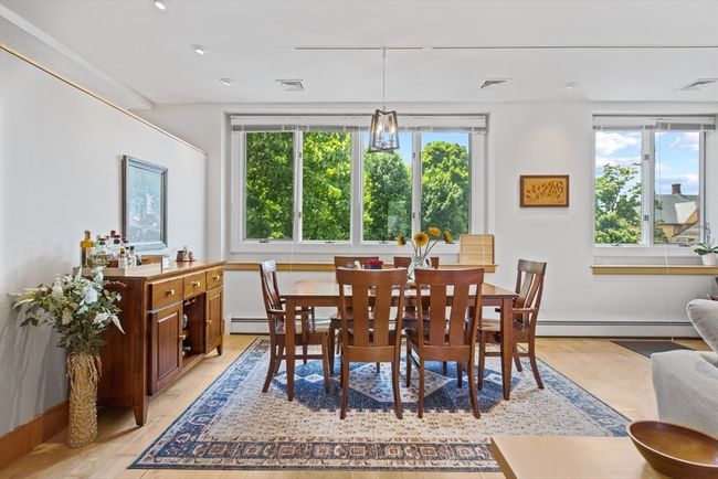 APT-6 - 10 Ingalls Ct, Condo with 2 bedrooms, 1 bathrooms and 2 parking in Melrose MA | Image 6