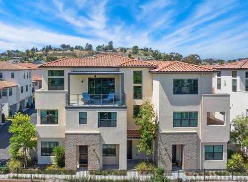3-13081 Olympus Cir, Poway, CA, 92064-4671 | Card Image