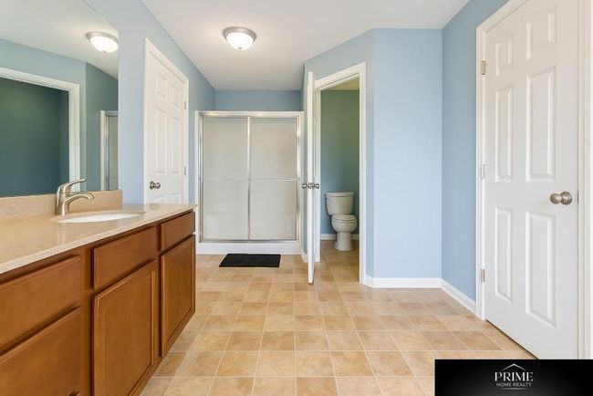 2204 Hummingbird Dr, House other with 5 bedrooms, 4 bathrooms and 3 parking in Bellevue NE | Image 15